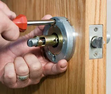 City Locksmith Store Tucson, AZ 520-226-3836 City Locksmith Store Tucson, AZ 520-226-3836 - 13-New-Locks-Installation