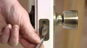 City Locksmith Store Tucson, AZ 520-226-3836 - 16-Emergency-Locksmith-Opening
